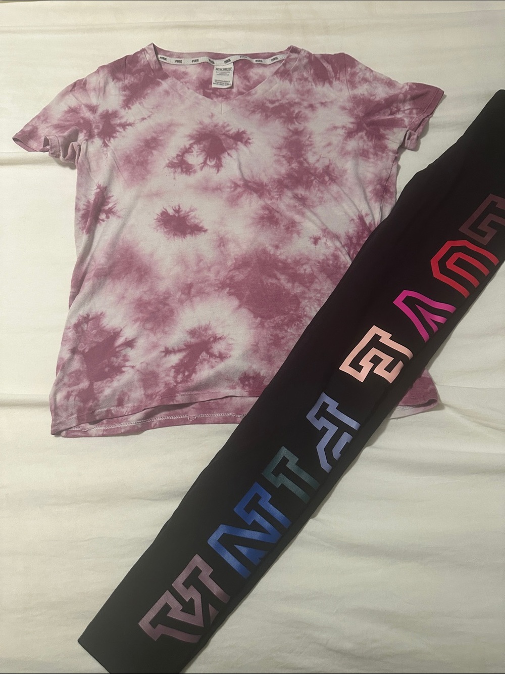 VS Pink Tye Dye Shirt (S) And Rainbow Love Pink Leggings (XS)